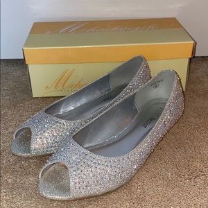Michaeangelo for David’s Bridal Silver Low Wedge
